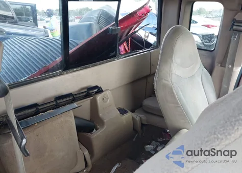 2000 Ford Ranger Xl/Xlt из США, поврежденный, VIN 1FTYR14V1YTA83940